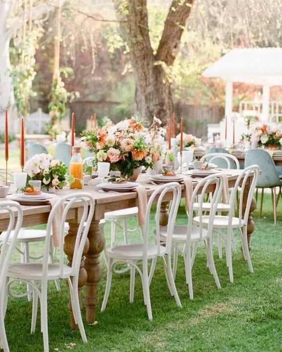 Bentwood Chairs - weiß Aufzeit